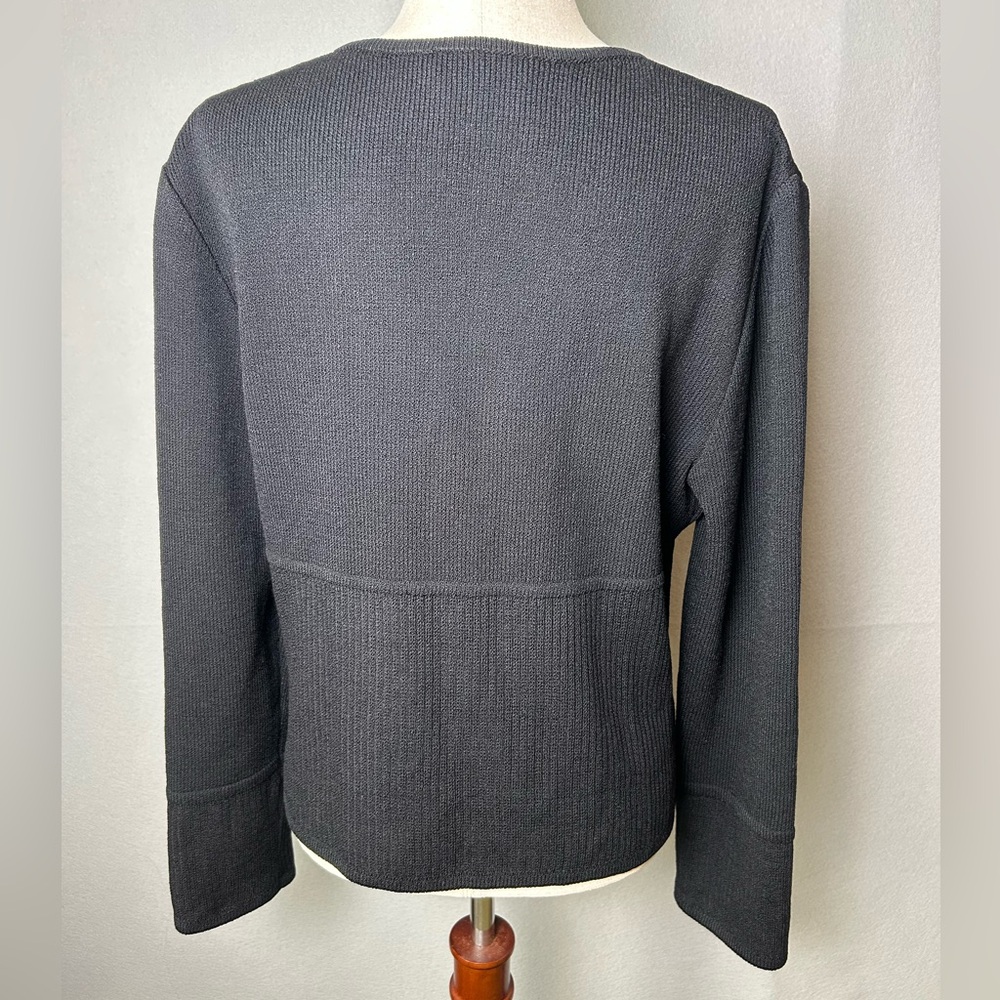 VTG St.John Black V-Neck Sweater Quiet Luxury Minimalist Sz L - Picture 5 of 5